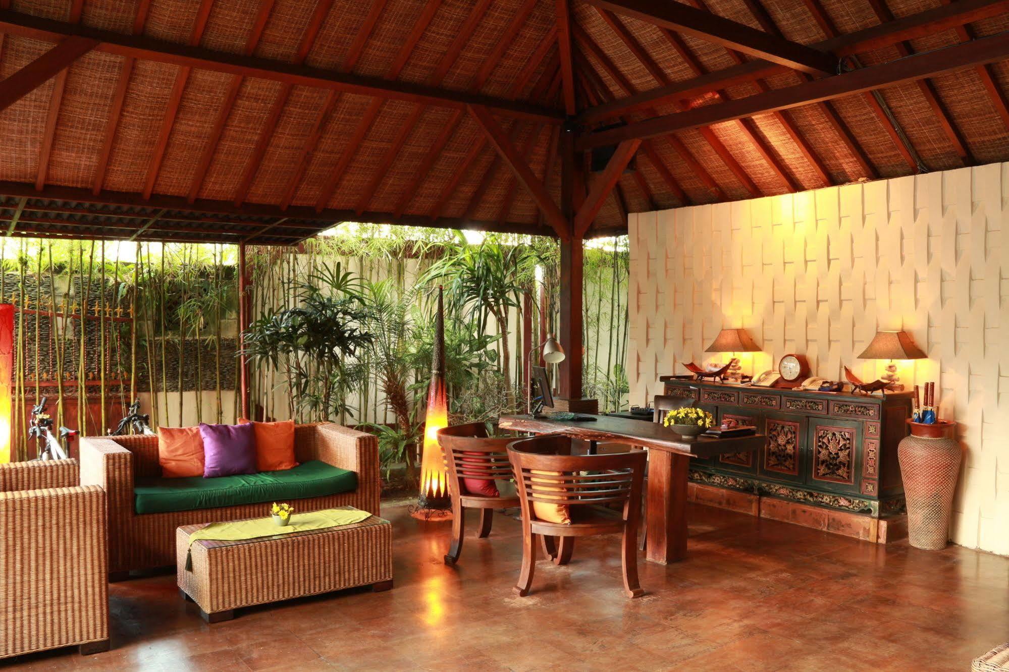 Junjungan Ubud Hotel And Spa Esterno foto