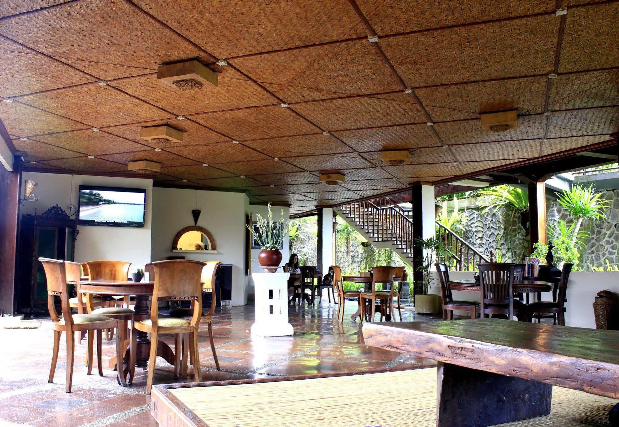 Junjungan Ubud Hotel And Spa Esterno foto